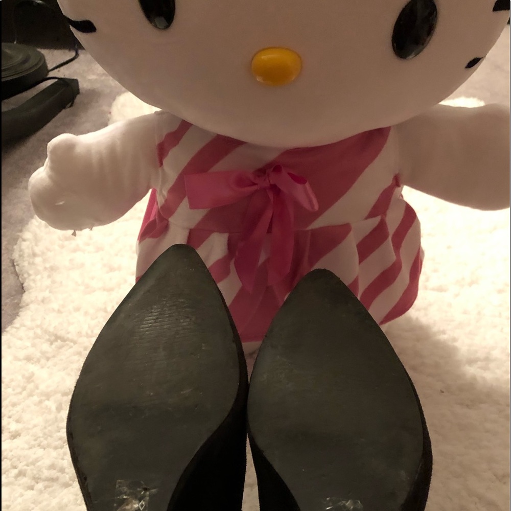 Booties 👢 - Picture 4 of 7